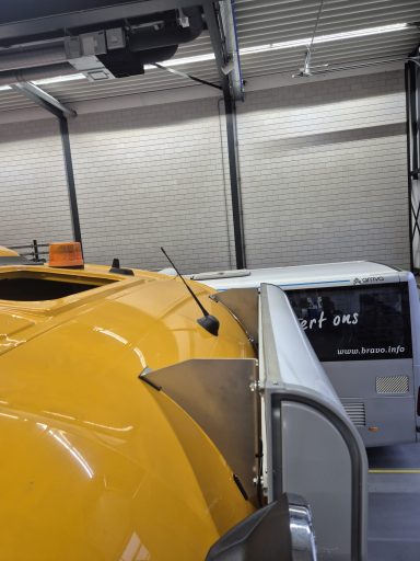 Eerste prototype lichtbak bevestiging